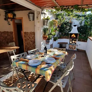 atico-terraza-barbacoa-park-guell-apartamento.catalonia-hotels.com/